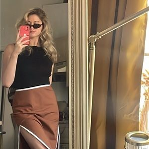 Meet your Posher, Emma